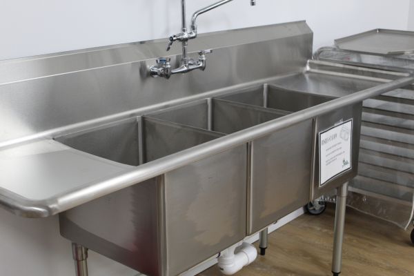 Cost of Utility Sink Installation in Fond Du Lac