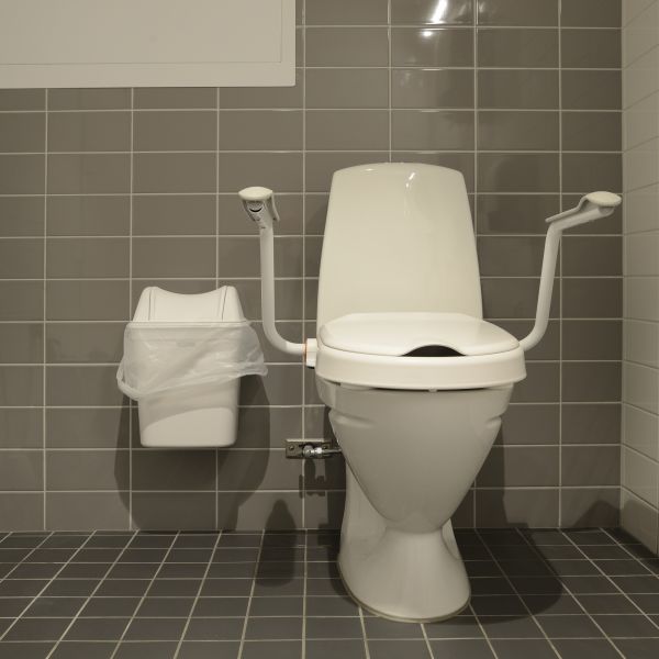 Cost of Commercial Toilet Repair in Fond Du Lac